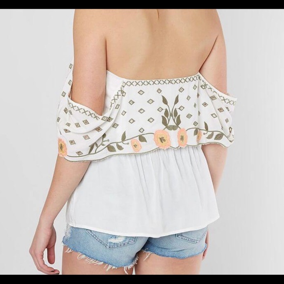 New buckle top size large - Picture 4 of 4